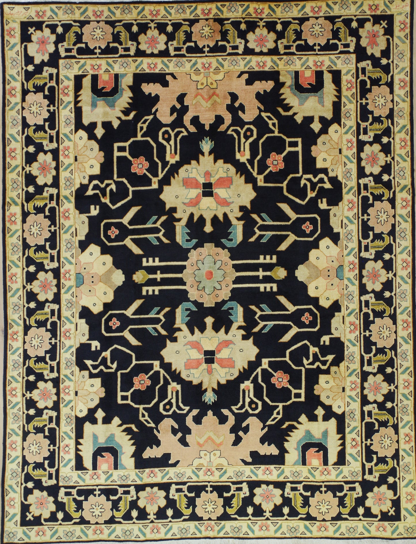 Fine Parvizian Tabriz Size: 2.40 x 3.13