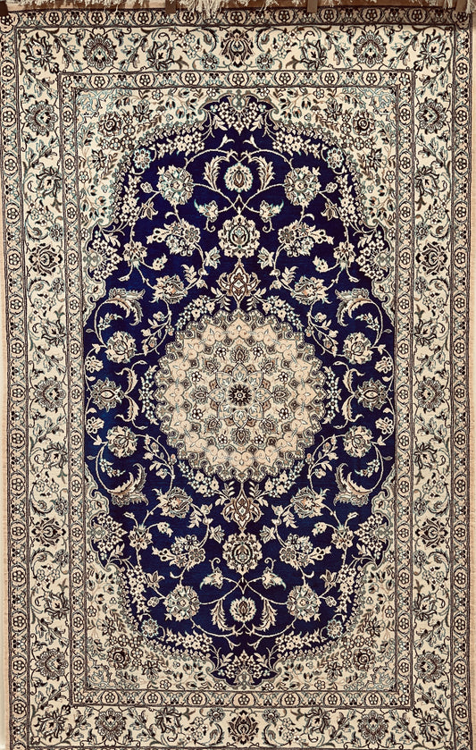 Fine Persian Nain Size 250 x 175